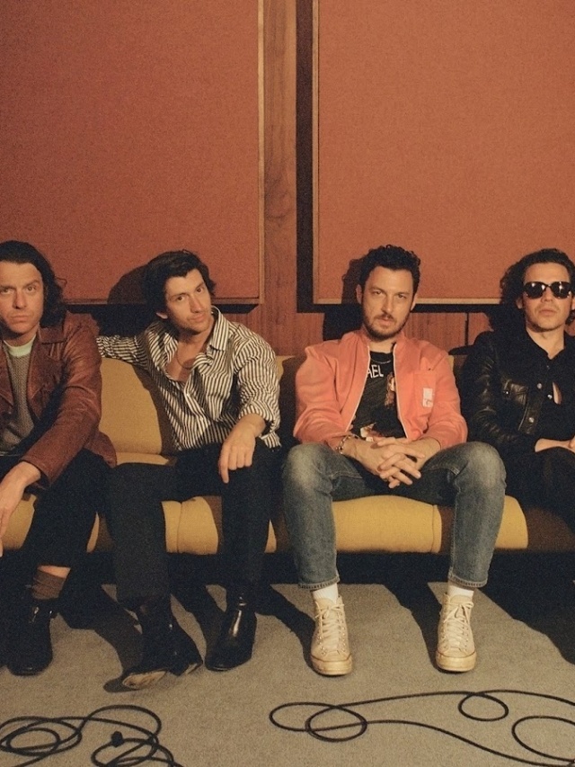 MORE THAN 80,000 ARCTIC MONKEYS ARABELLA FANS JOINED FOR 2023 TOUR