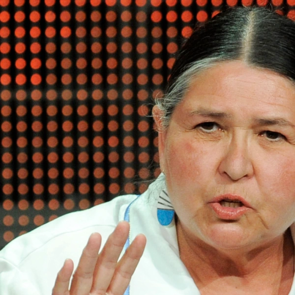 Sacheen Littlefeather, Who Delivered Marlon Brando’s Oscar Rejection Speech, Dies at 75.